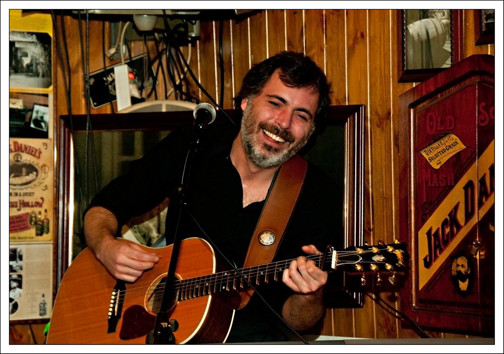 169833_121657427901341_100001712536064_139167_6389862_o