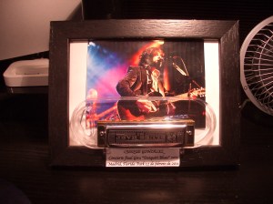 Armónica regalo de Quique González.